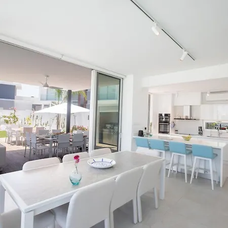 Villa Olivine Pearl 3 *