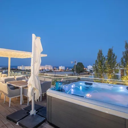 Olivine Pearl 3 Vilă Protaras