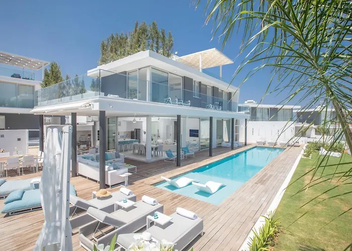 Olivine Pearl 3 Vilă